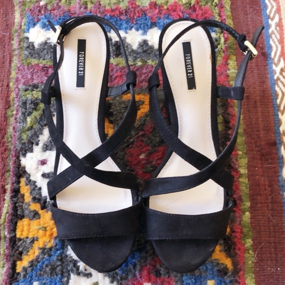 Platform sandal - Picture 4 of 5